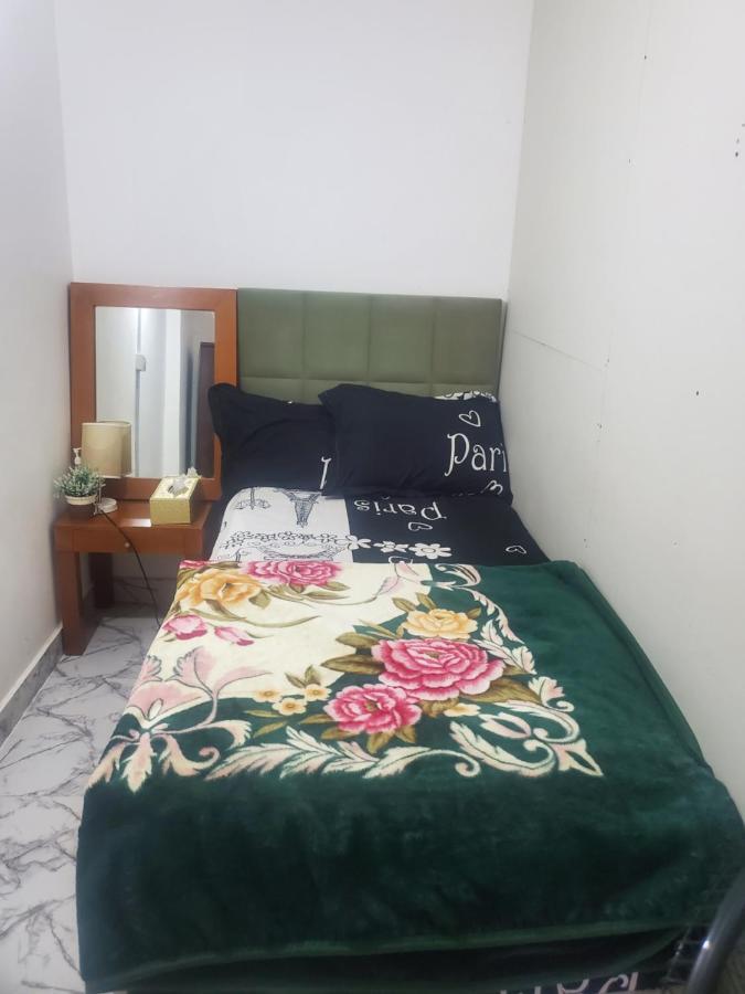 Appartement Comfy Zone à Abou Dabi Extérieur photo