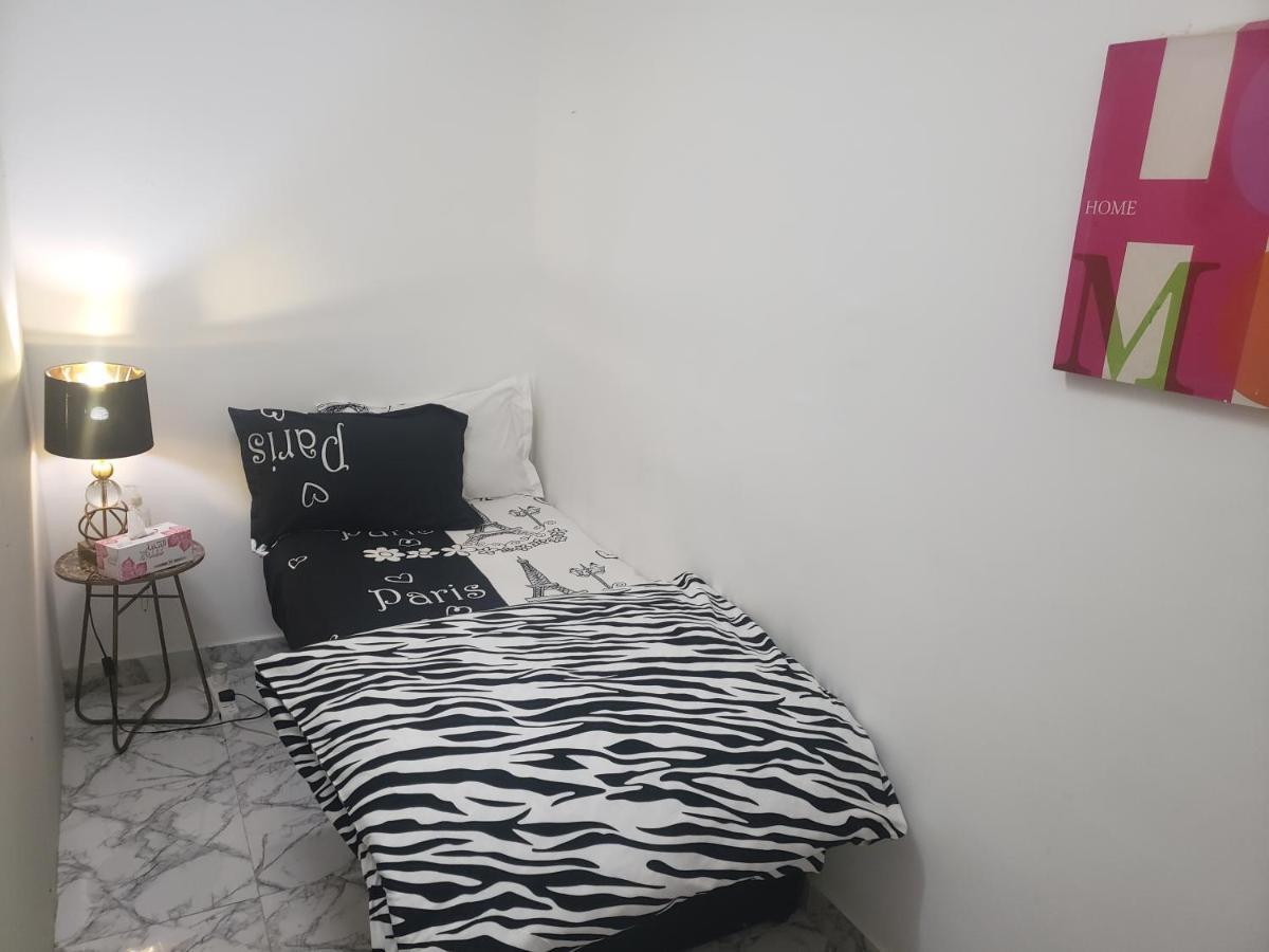 Appartement Comfy Zone à Abou Dabi Extérieur photo