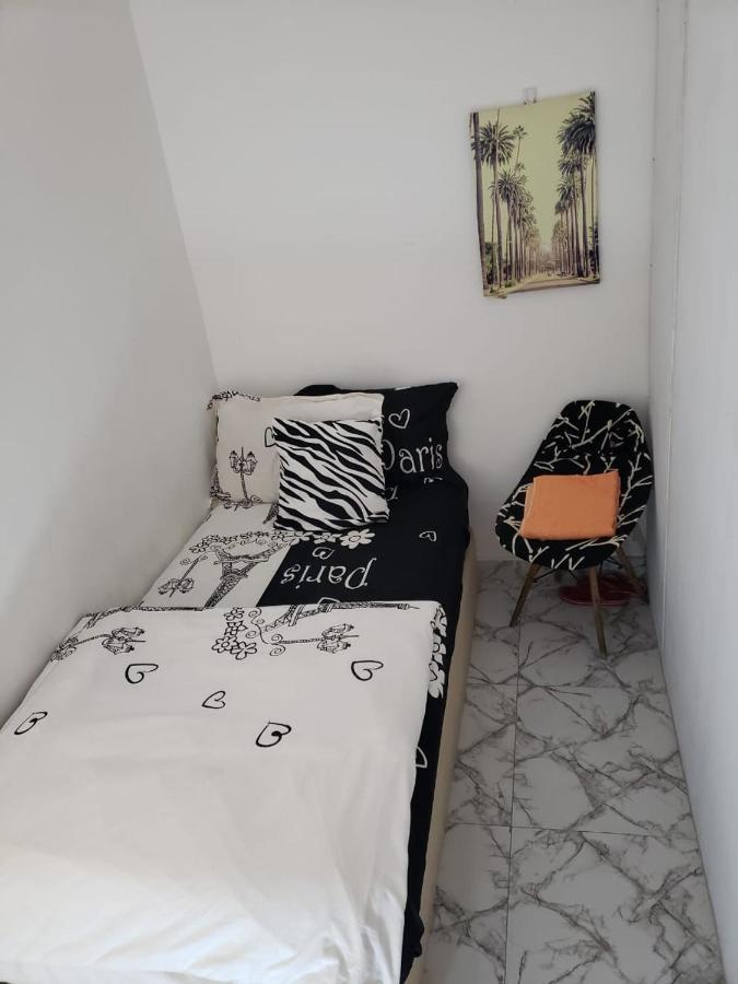 Appartement Comfy Zone à Abou Dabi Extérieur photo
